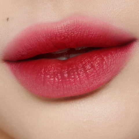 AIRBRUSH FLAWLESS LIP BLUR
