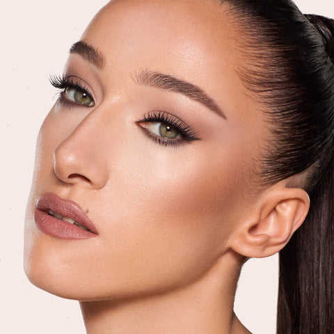 THE SUPER NUDES LOOK